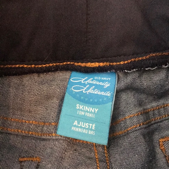 Old Navy Maternity Jeans - Picture 4 of 5